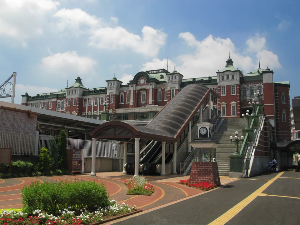 深谷駅北口の駅舎